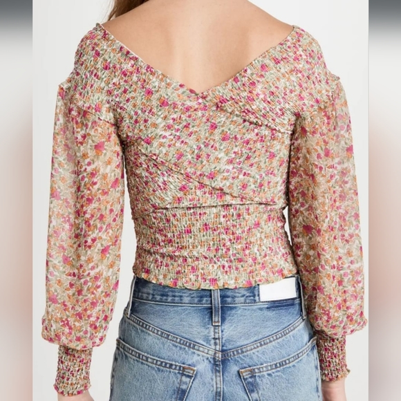 BB Dakota - Smock Factor Top - Picture 3 of 5